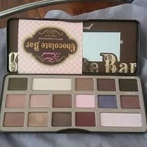 TOO FACED CHOCOLATE BAR EYESHADOW PALETTE
